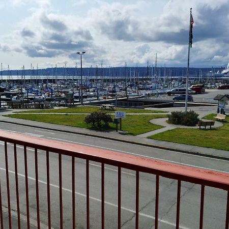 Harborside Inn พอร์ตทาวเซนด์ ภายนอก รูปภาพ